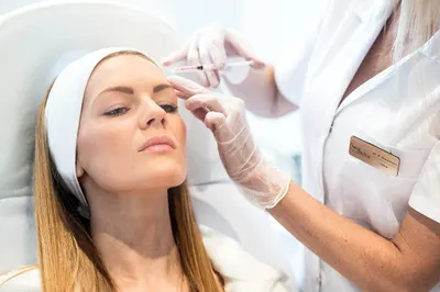 Klinika Medycyny Estetycznej Lenartowicz Clinic • Katowice